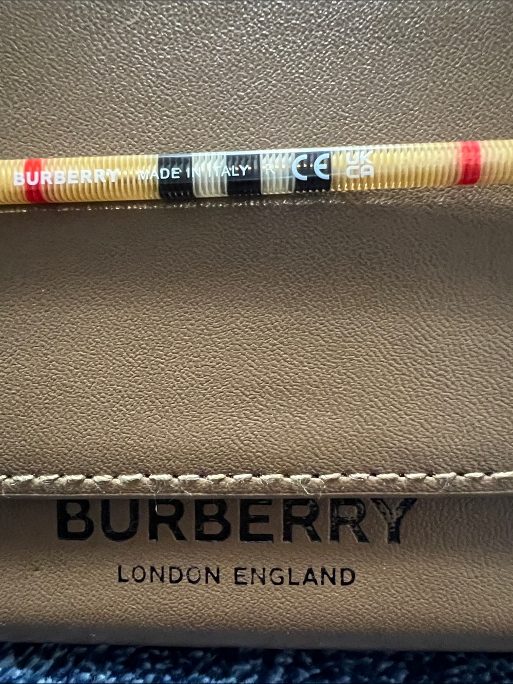 Burberry Black Cat-Eye Glasses with Tan Case - Picture 6 of 8